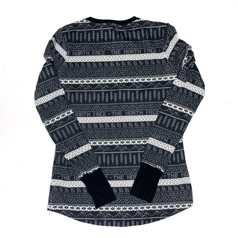 The North Face Women’s Holiday Nordic Waffle Tee - Picture 2 of 3